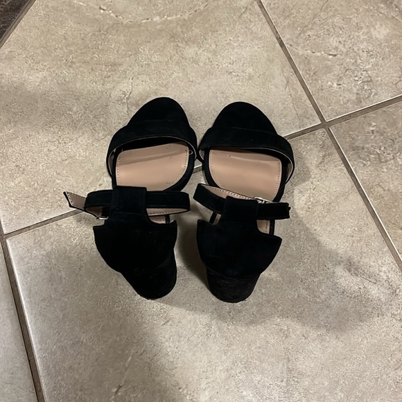 Steve Madden Carrson Black Suede Heels - Picture 3 of 4